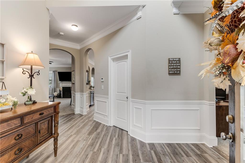 4560 Evandale Way, Cumming, Georgia image 3