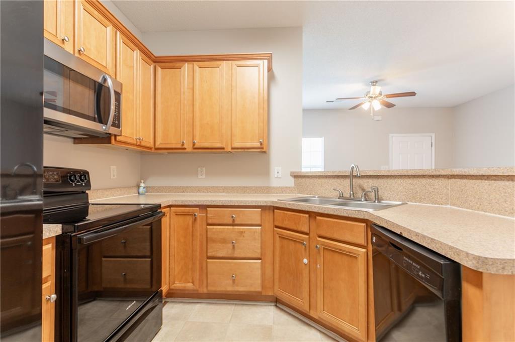 4544 Parkview Square, Atlanta, Georgia image 7