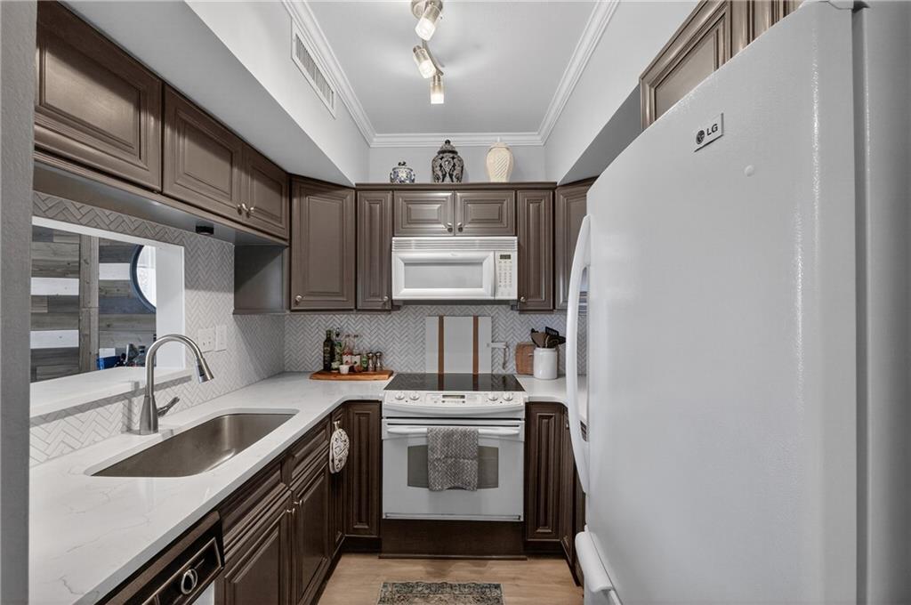 1 Biscayne Drive NW 309