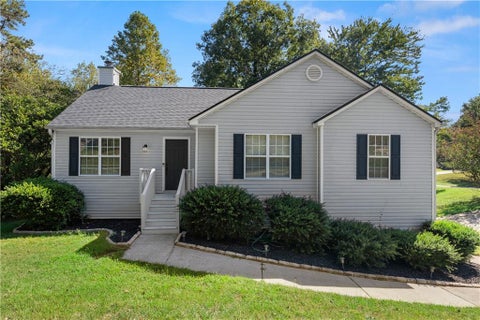 Homes For Sale - 8315 Deliah Way<br/> Gainesville, GA 30506