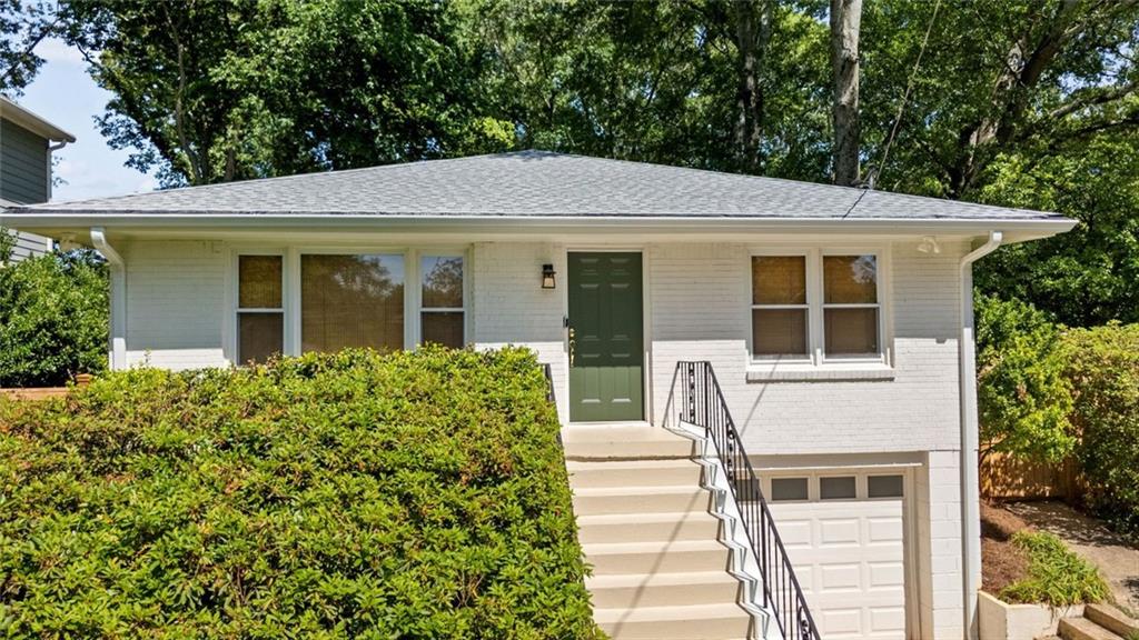 80 Vinson Drive SE
