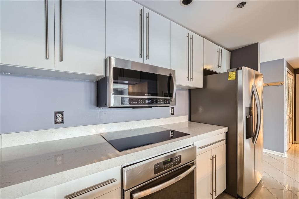 3481 Lakeside Drive NE 1107
