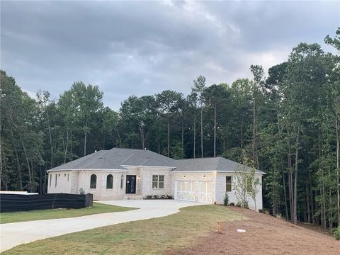 Homes For Sale - 6420 Thurgood Circle Road<br/> Stonecrest, GA 30038