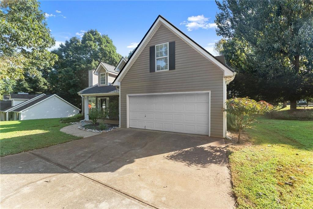 61 Hawthorne Drive