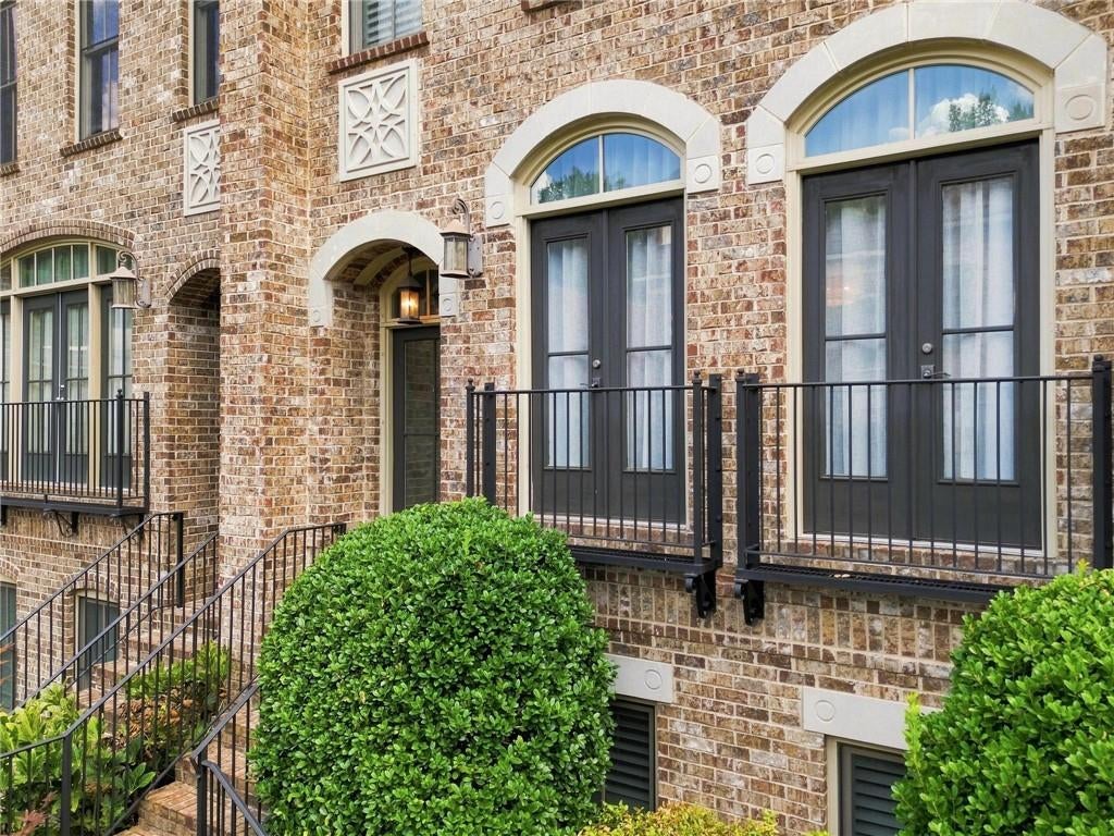 9 Arbor Way Drive 9