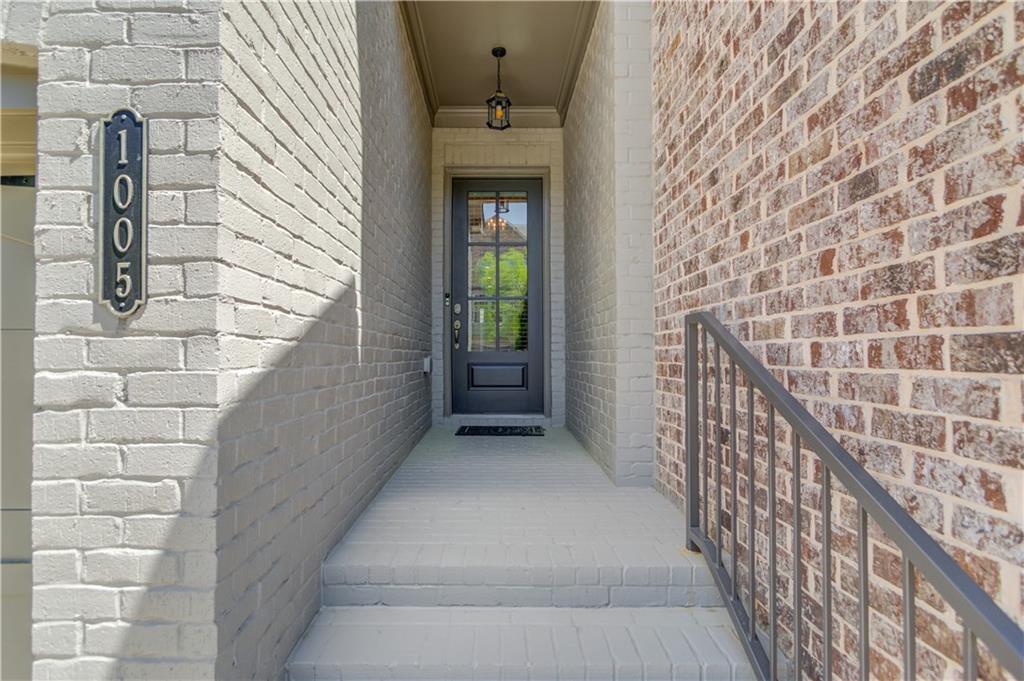 1005 Milhaven Drive, Roswell, Georgia image 3
