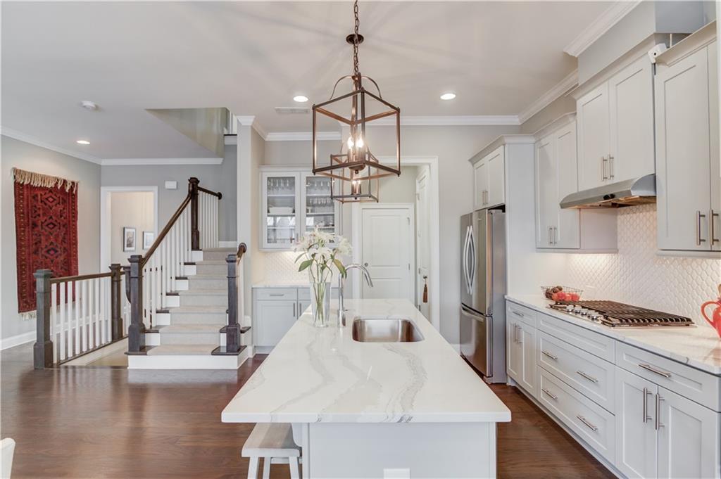 1005 Milhaven Drive, Roswell, Georgia image 8