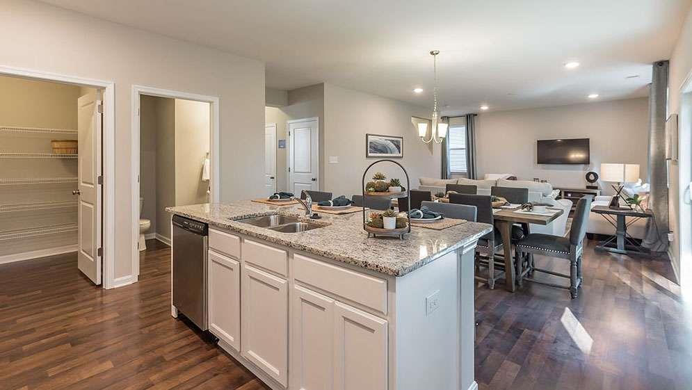 210 Bullock Pass