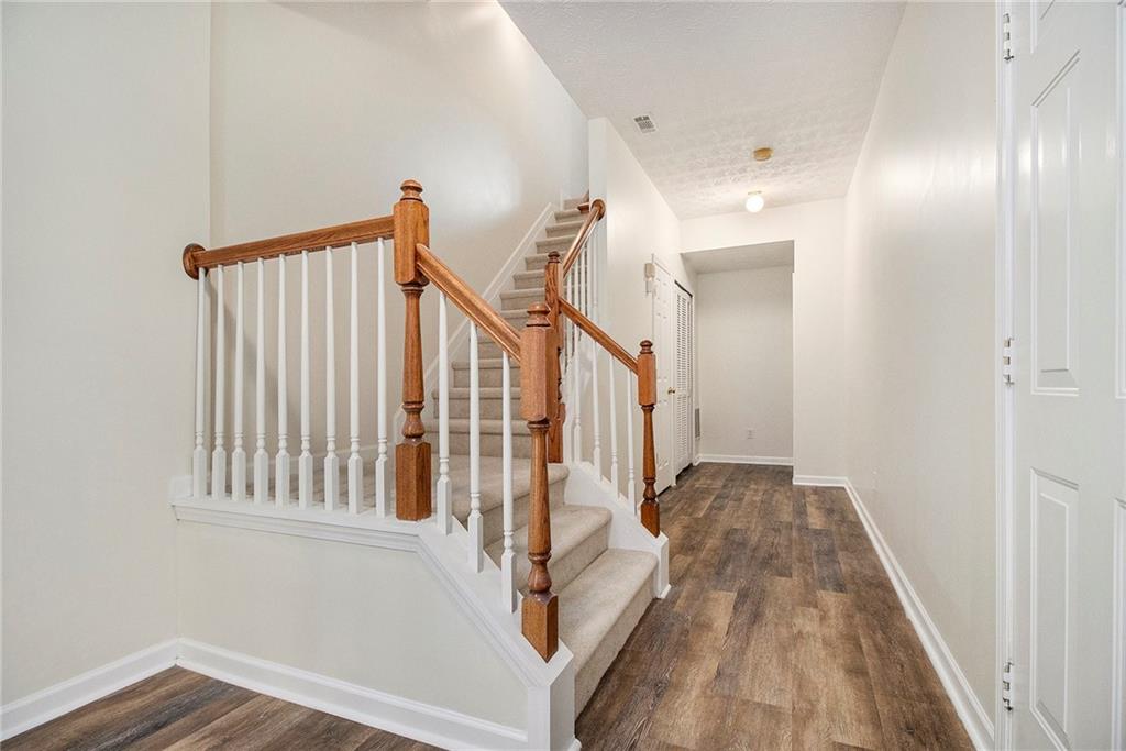 526 Lantern Wood Drive