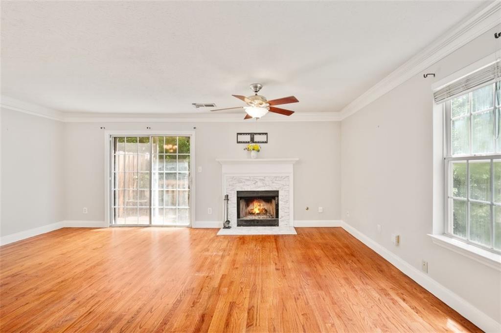 4420 Thorngate Lane, Acworth, Georgia image 7