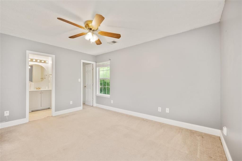 4420 Thorngate Lane, Acworth, Georgia image 14