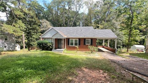 1994 Dodson Drive SW Atlanta GA 30311
