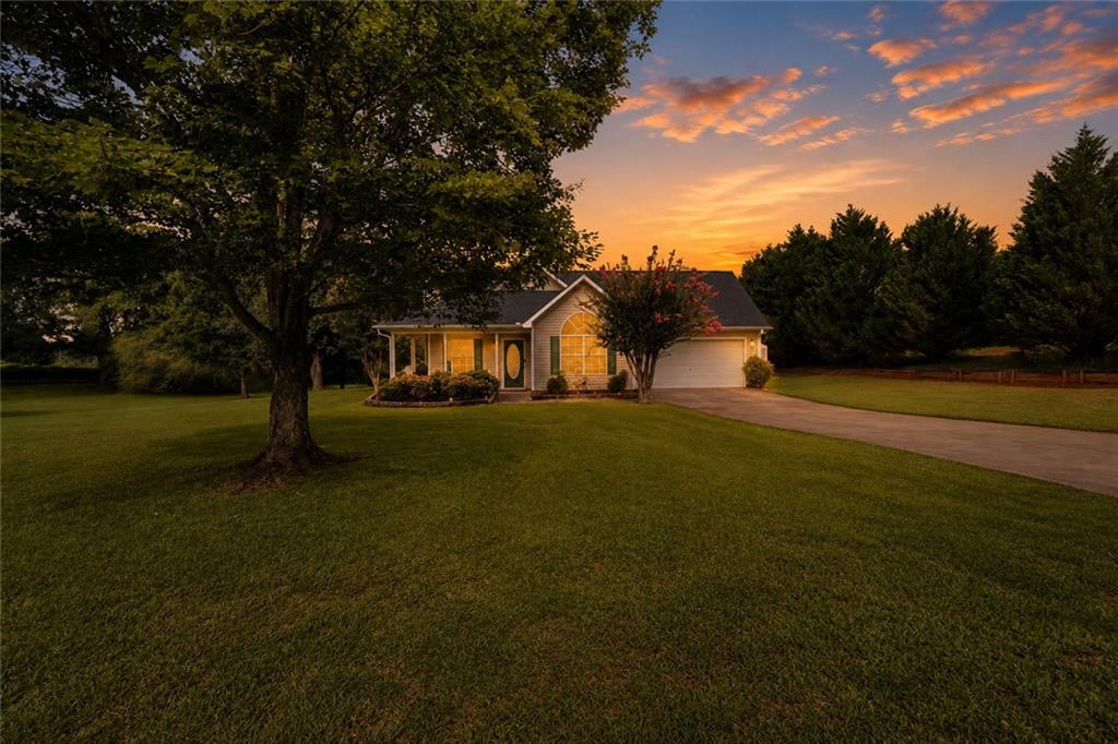 1130 Larkspur Drive