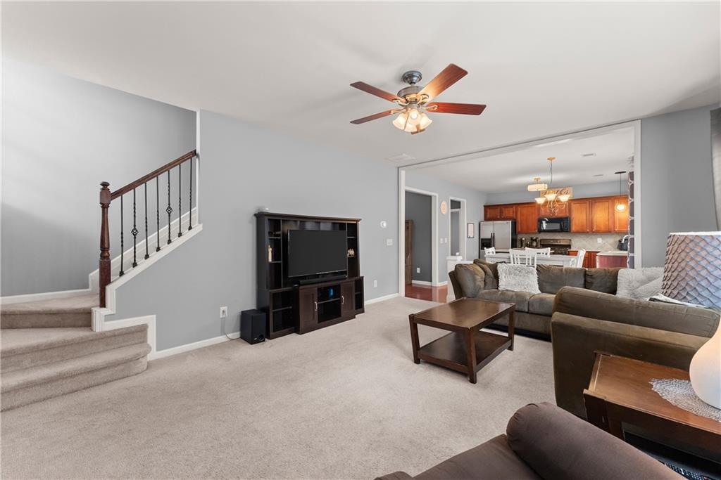 2530 Vistoria Drive, Cumming, Georgia image 18