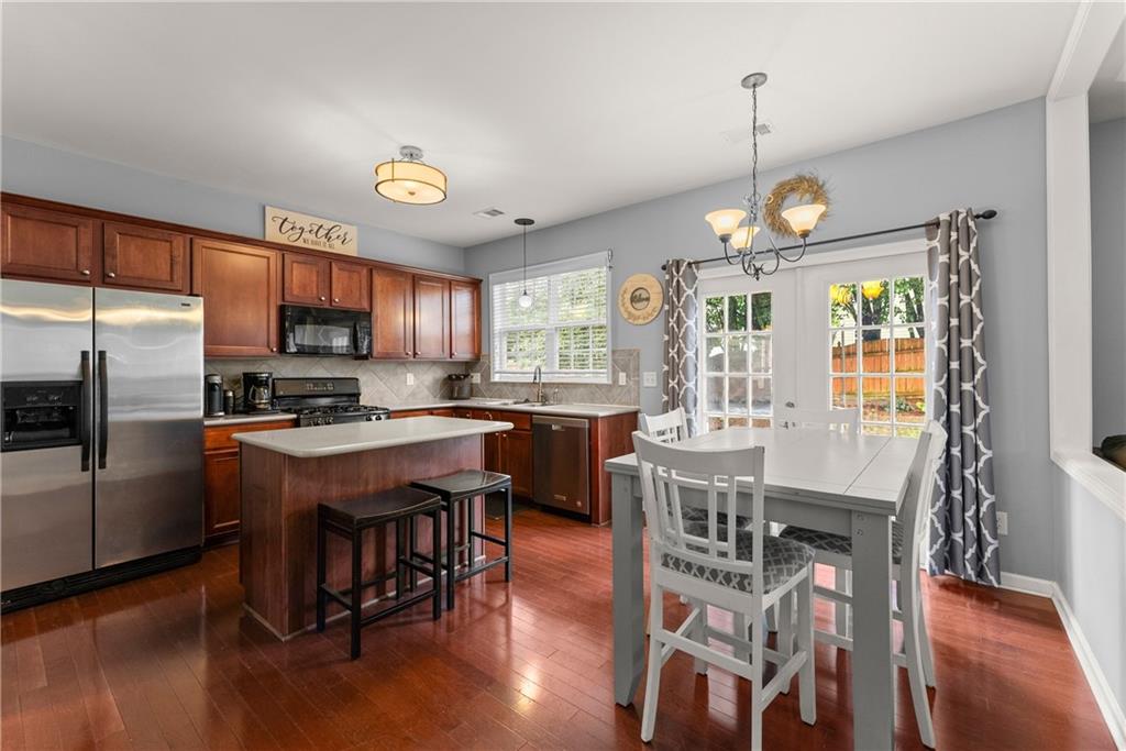2530 Vistoria Drive, Cumming, Georgia image 13