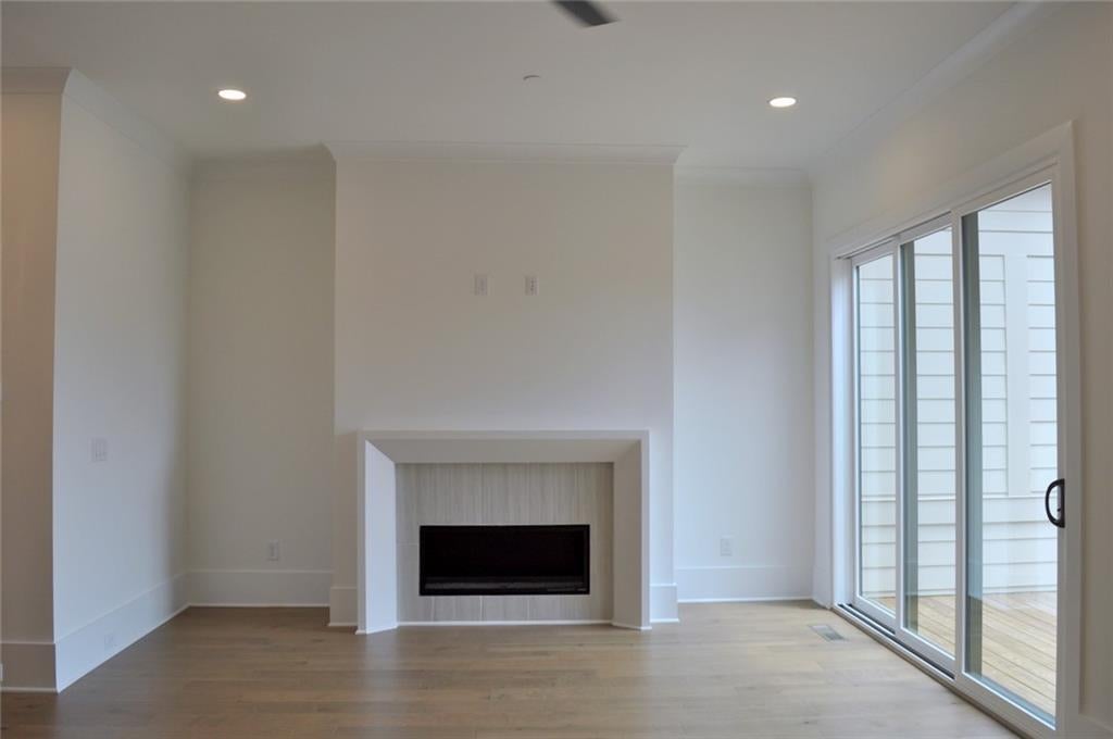 241 White Street NW