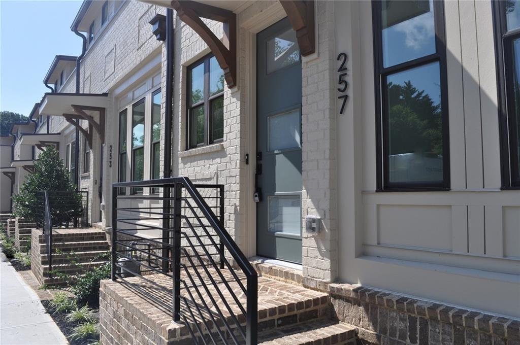 241 White Street NW