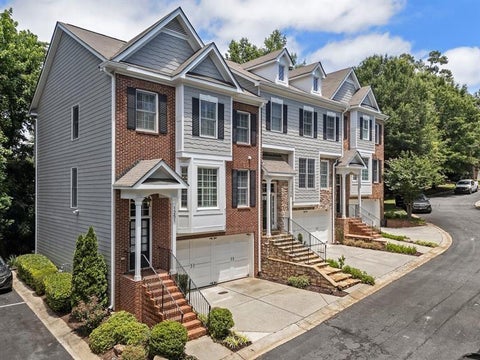 Townhouse For Sale - 1251 Brickton Drive<br/> Atlanta, GA 30318