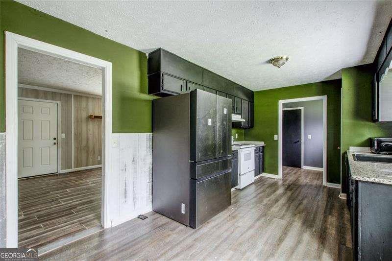 2193 Kings Forest Drive