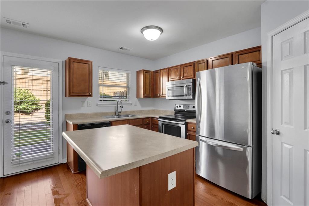 328 Oaktown Court, Lawrenceville, Georgia image 18