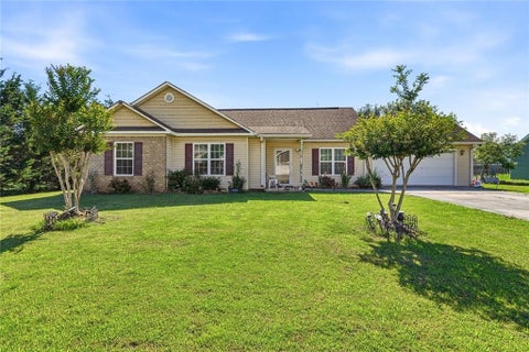 Homes For Sale - 102 Heritage Drive<br/> Calhoun, GA 30701