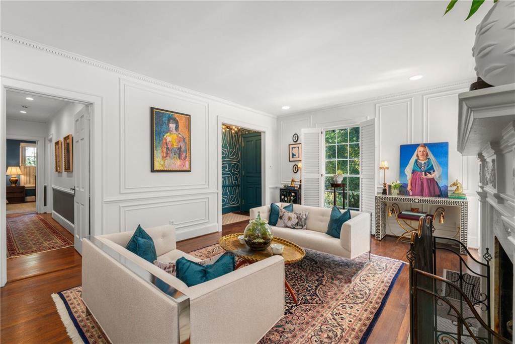 559 Spring Valley Road NW