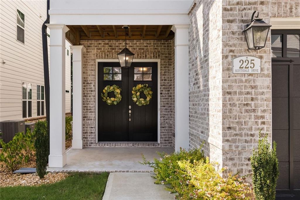 225 Scottsdale Drive