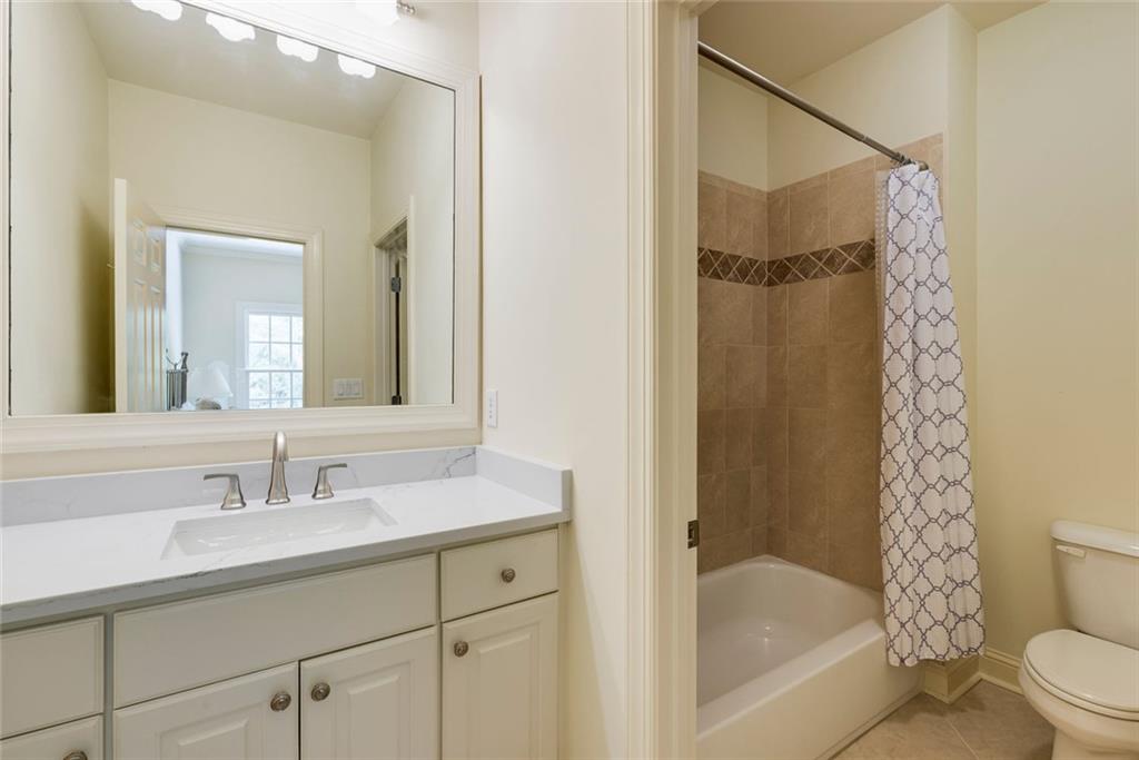 1575 Spalding Drive, Sandy Springs, Georgia image 41
