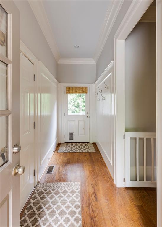 1575 Spalding Drive, Sandy Springs, Georgia image 35
