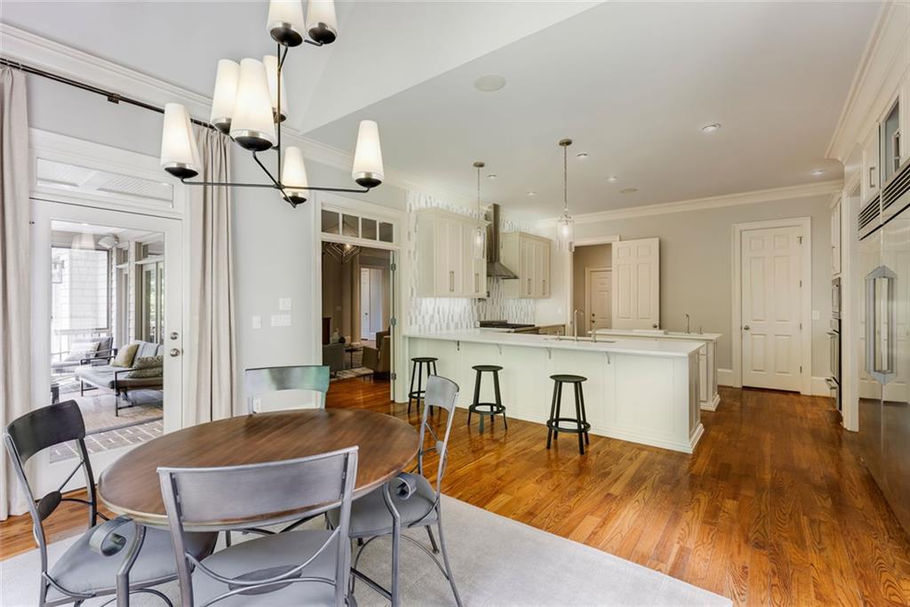 1575 Spalding Drive, Sandy Springs, Georgia image 28