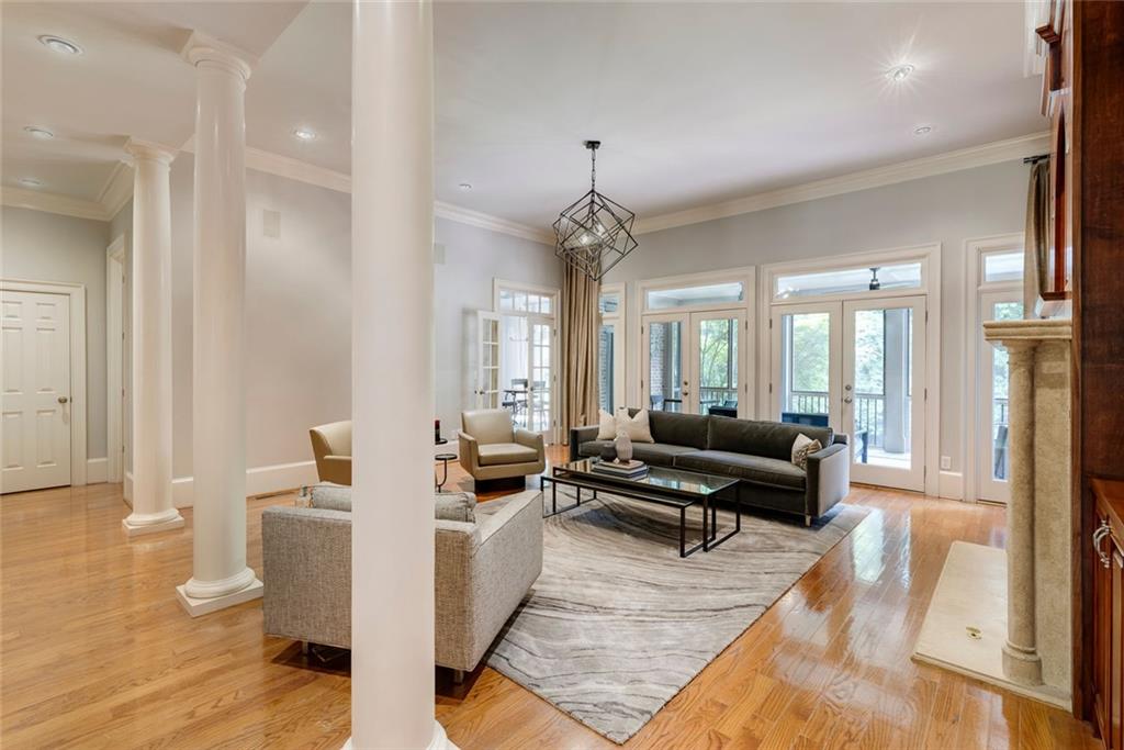 1575 Spalding Drive, Sandy Springs, Georgia image 21