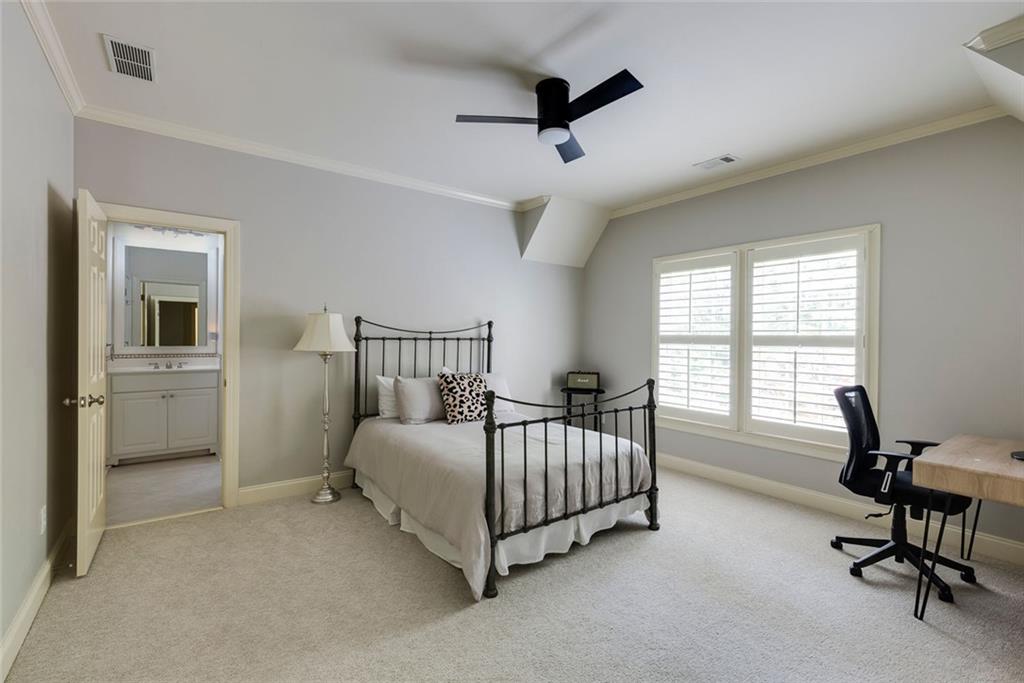 1575 Spalding Drive, Sandy Springs, Georgia image 38