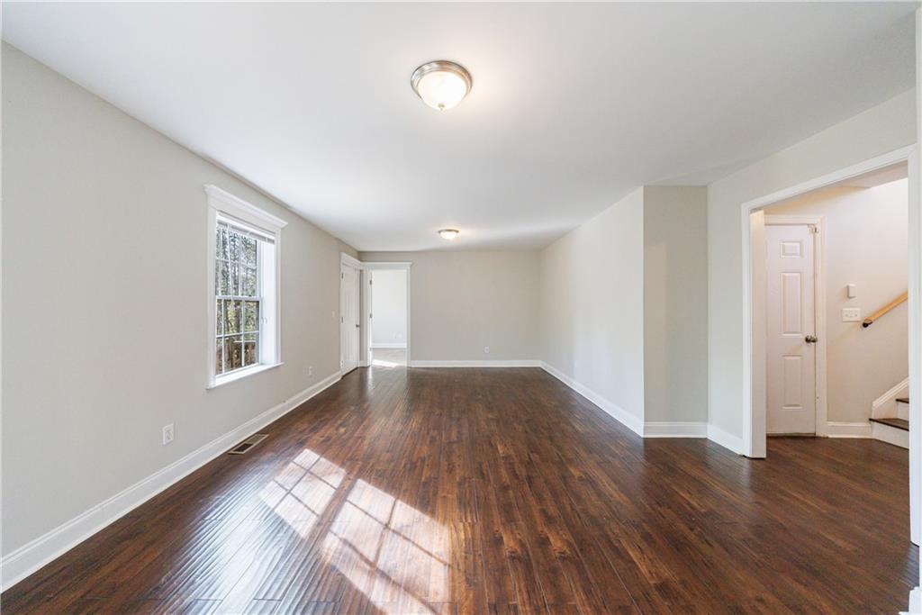 6490 Lake Esther Drive, Fairburn, Georgia image 38