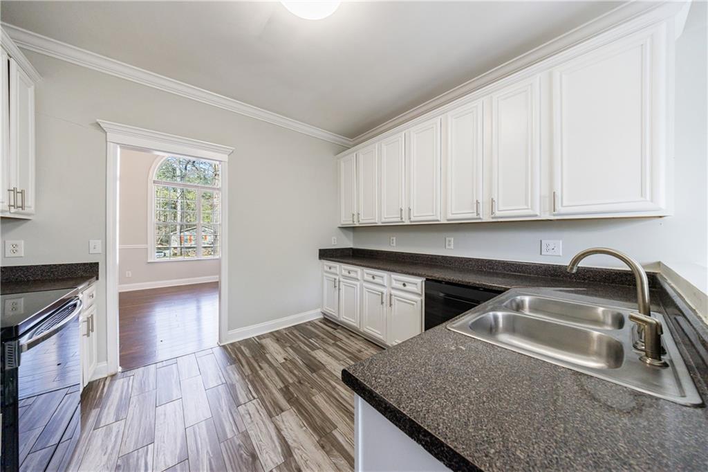 6490 Lake Esther Drive, Fairburn, Georgia image 13