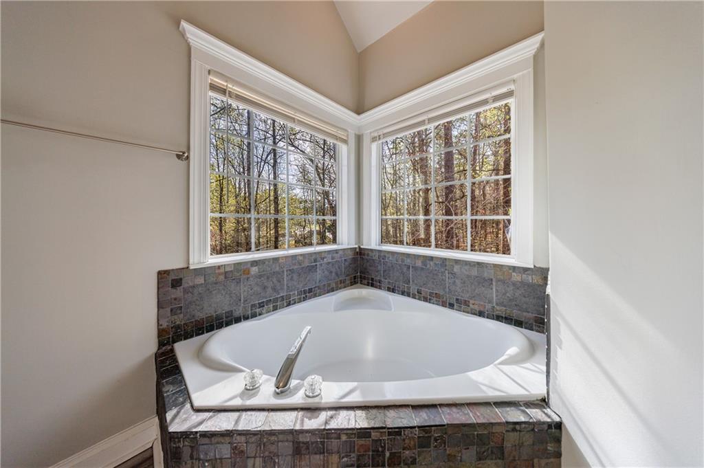 6490 Lake Esther Drive, Fairburn, Georgia image 34