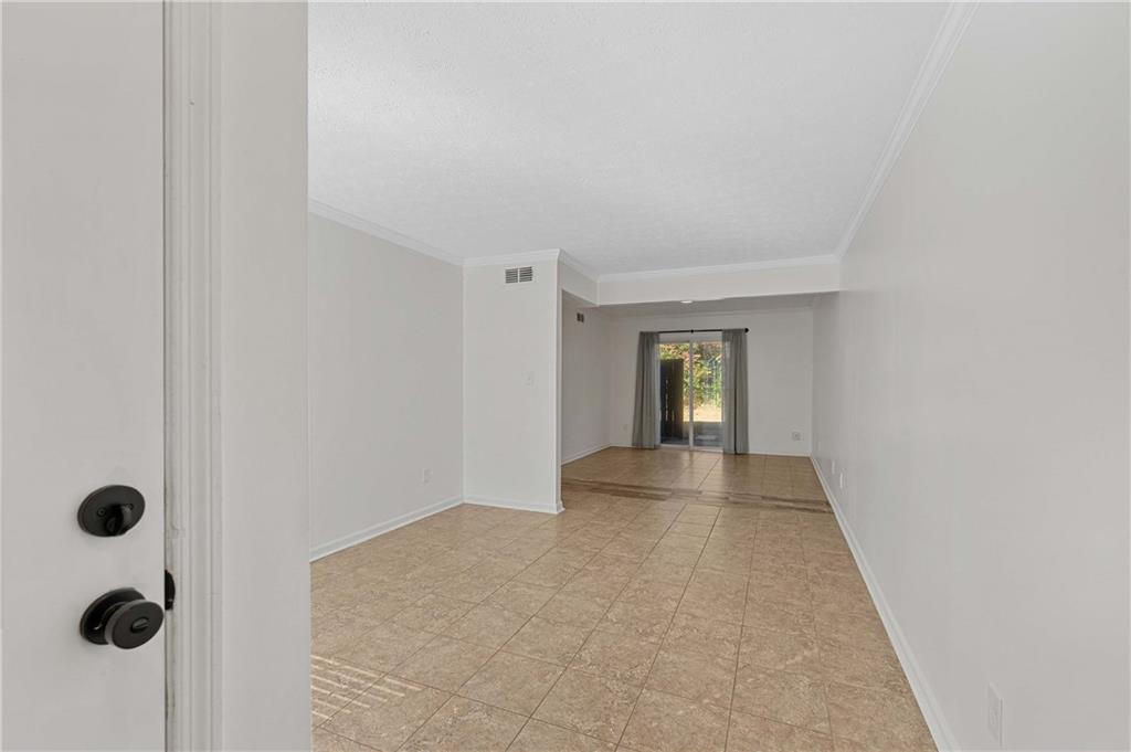 4992 Meadow Lane