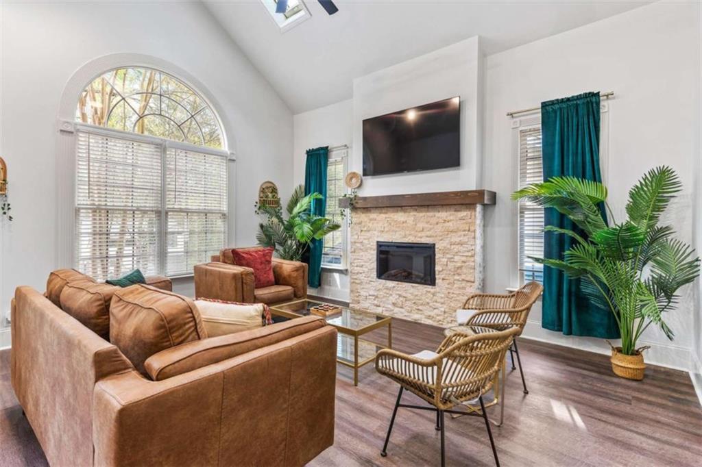 1843 Markone Street NW