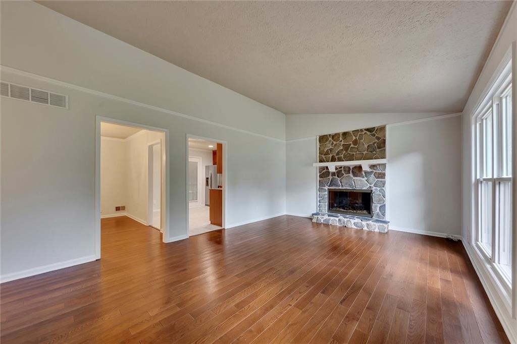 307 Summer Court