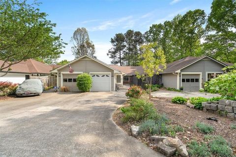 1126 BERKLEY Drive SE Smyrna GA 30082