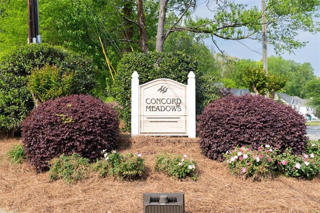 1126 Berkley Drive, Smyrna, Georgia image 39