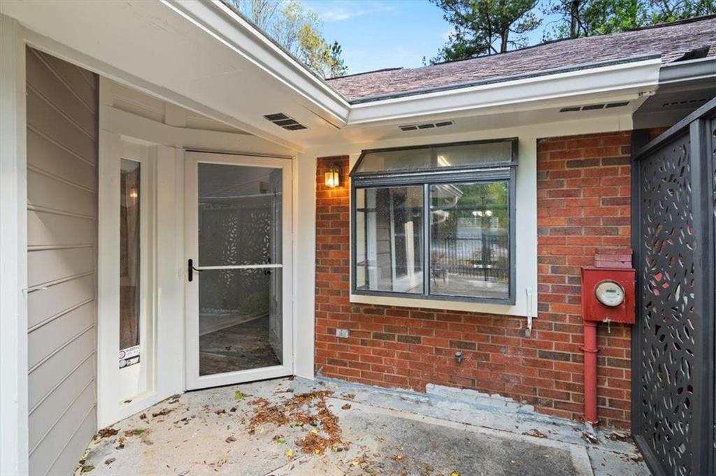1126 Berkley Drive, Smyrna, Georgia image 4
