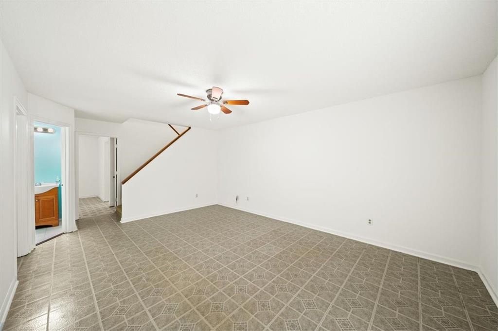 1126 Berkley Drive, Smyrna, Georgia image 27