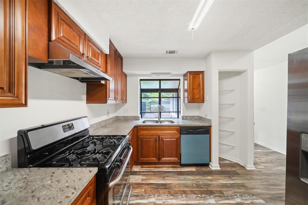 1126 Berkley Drive, Smyrna, Georgia image 7