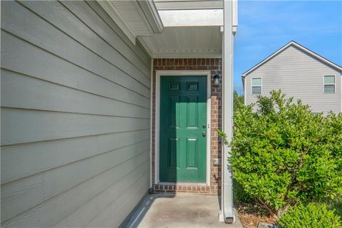 A home in Fairburn