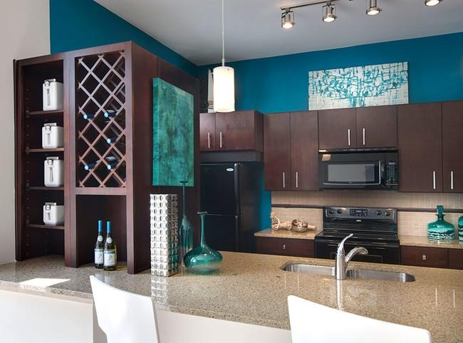 525 Glen Iris Drive 2334