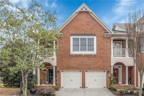 Townhouse For Sale - 1286 Village Terrace Court<br/> Dunwoody, GA 30338