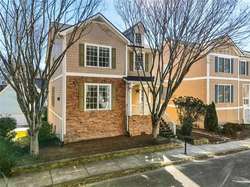 Atlanta, Georgia 30318, United States, 3 Bedrooms Bedrooms, ,3 BathroomsBathrooms,Residential,Active,250703