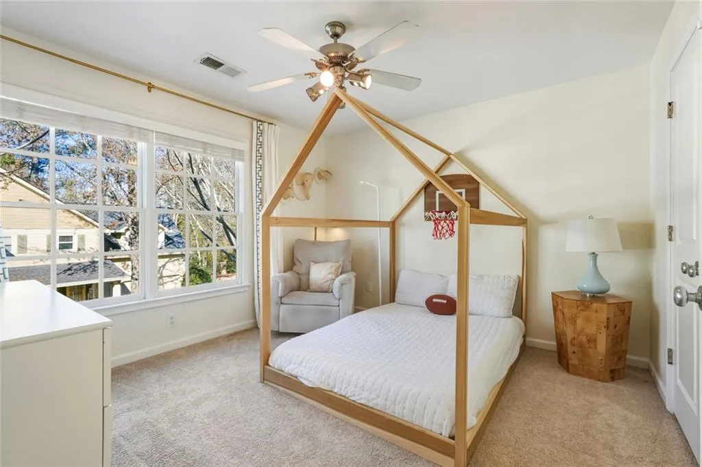 Atlanta, Georgia 30318, United States, 3 Bedrooms Bedrooms, ,3 BathroomsBathrooms,Residential,Active,250703