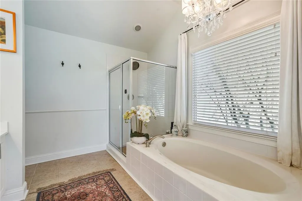 Atlanta, Georgia 30318, United States, 3 Bedrooms Bedrooms, ,3 BathroomsBathrooms,Residential,Active,250703