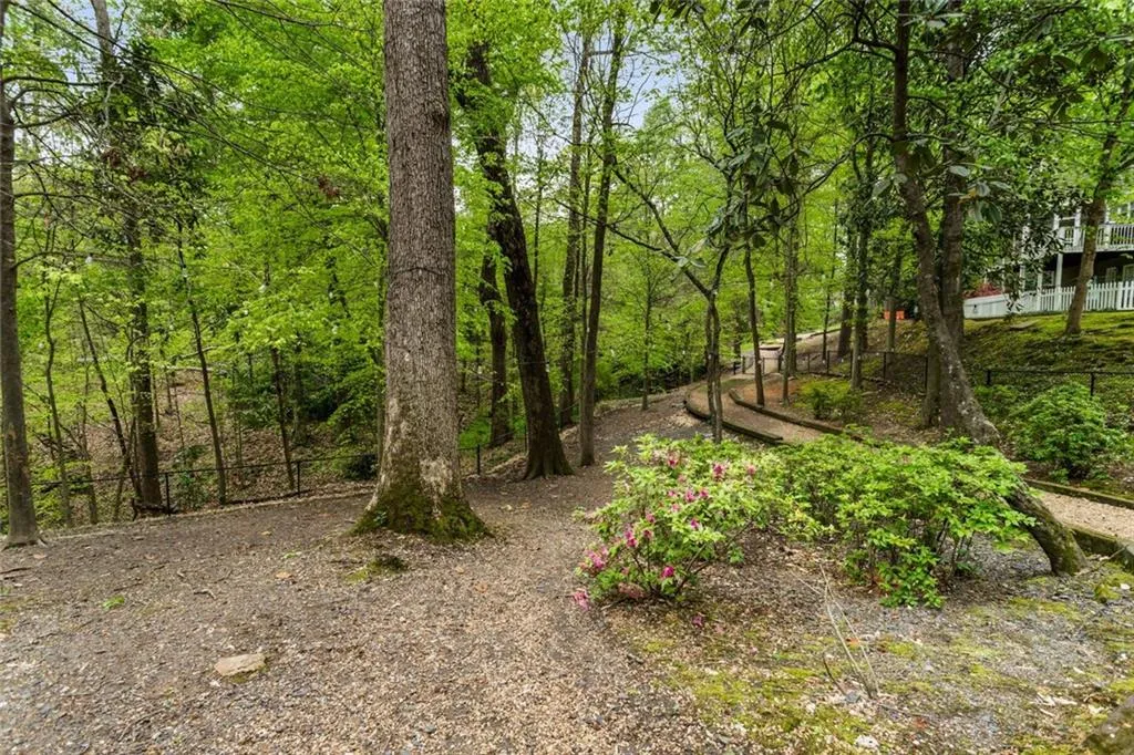 Atlanta, Georgia 30318, United States, 3 Bedrooms Bedrooms, ,3 BathroomsBathrooms,Residential,Active,250703